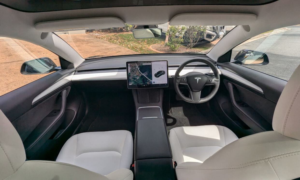 Major Tom - 2021 Tesla Model 3
