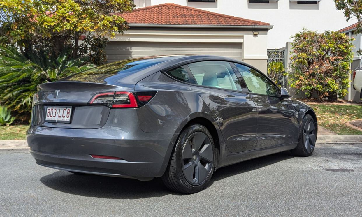 Major Tom - 2021 Tesla Model 3