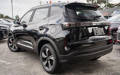 Charlie Sheen - 2025 Cherry Tiggo 4