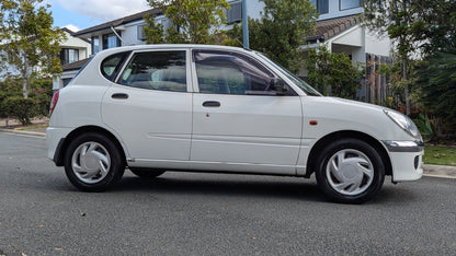 Rice Bubble - 2004 Daihatsu Sirion