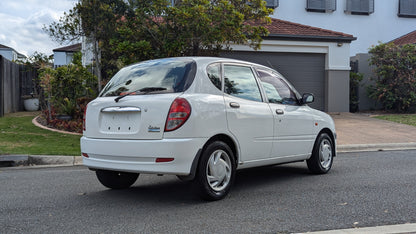 Rice Bubble - 2004 Daihatsu Sirion